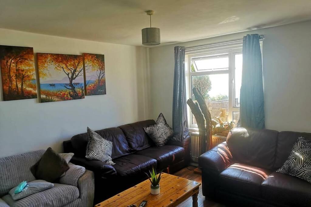 Jurassic View 3 Bed House With Hot Tub Villa Castletown  Exterior photo